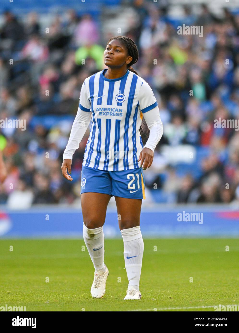 Brighton UK 19 octobre 2024 - Madison Haley de Brighton lors du match de football de Barclays Women's Super League entre Brighton & Hove Albion et Manchester United au American Express Stadium , Brighton : crédit Simon Dack /TPI/ Alamy Banque D'Images