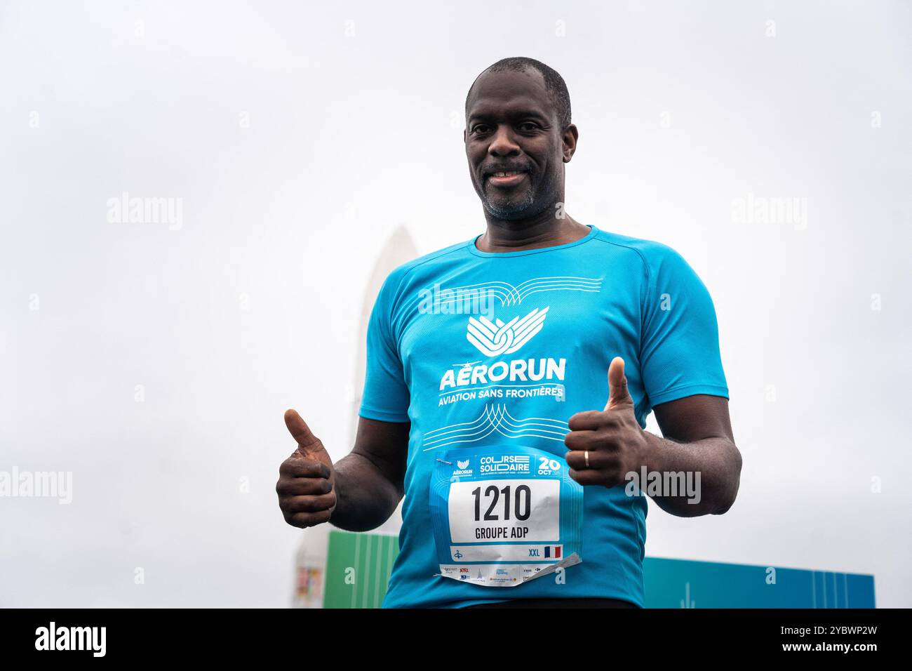 Pascal gentil lors du lancement d’Aerorun Paris 2024, première course de course solidaire organisée sur les pistes de l’aéroport de Paris-le Bourget au profit de l’association Aviation sans frontières qui est une association qui achemine l’aide d’urgence depuis la France et ses bases à l’étranger, et pour venir en aide aux plus démunis. C'est la première et la seule organisation non gouvernementale à avoir obtenu un certificat de transporteur aérien (CTA), délivré par la Direction générale de l'Aviation civile. 20 octobre 2024 à Dugny près de Paris. Photo de Alexis Jumeau/ABACAPRESS. COM Banque D'Images