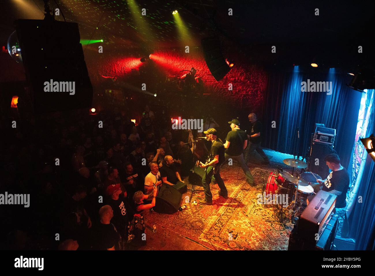 Zeke, le groupe de punk hardcore américain, se produisant à Berlin au Runners Rosk&Motor Club. Banque D'Images