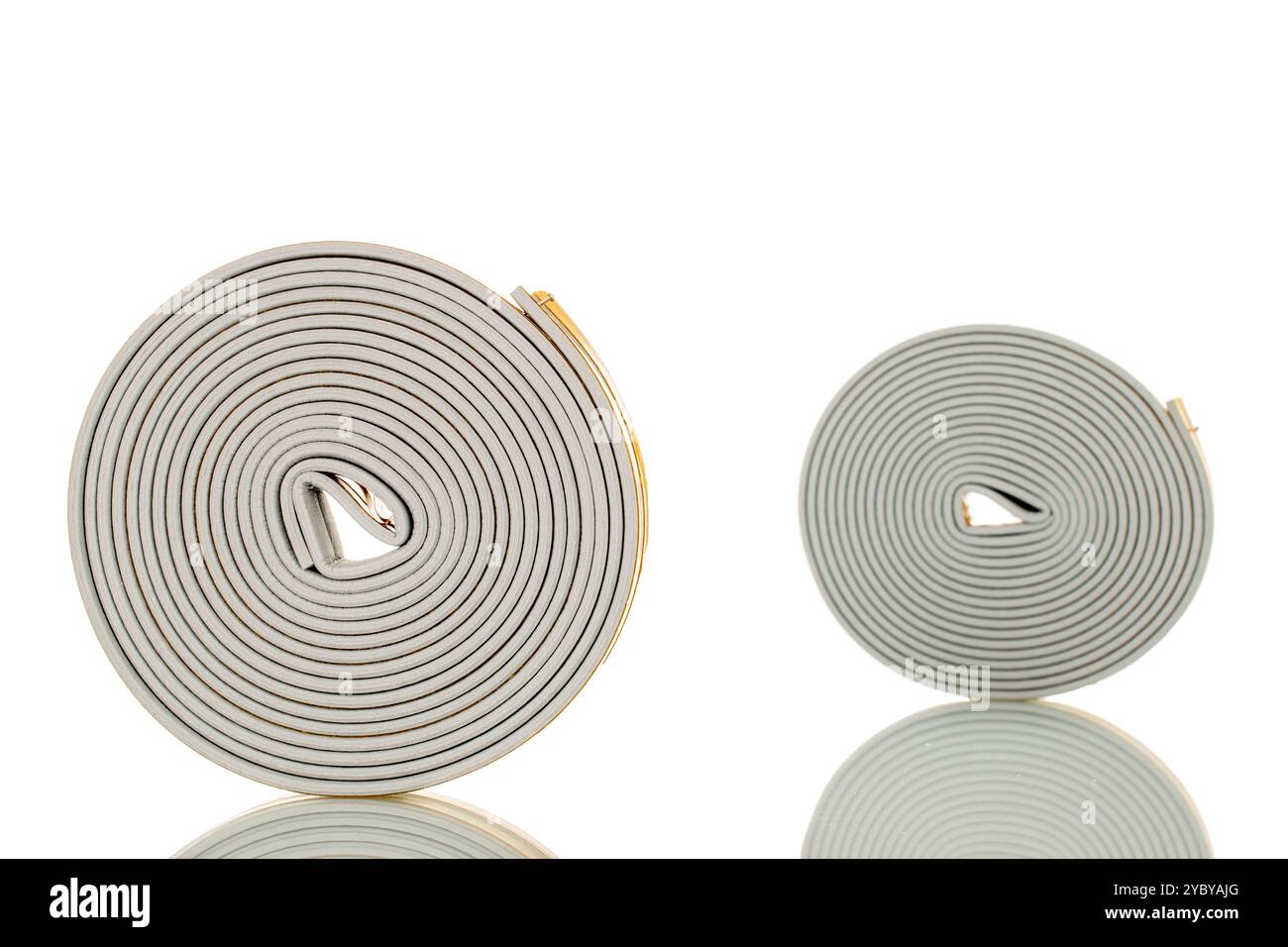 Joints de porte et de fenêtre gros plan, gros plan, isolé sur fond blanc. Banque D'Images