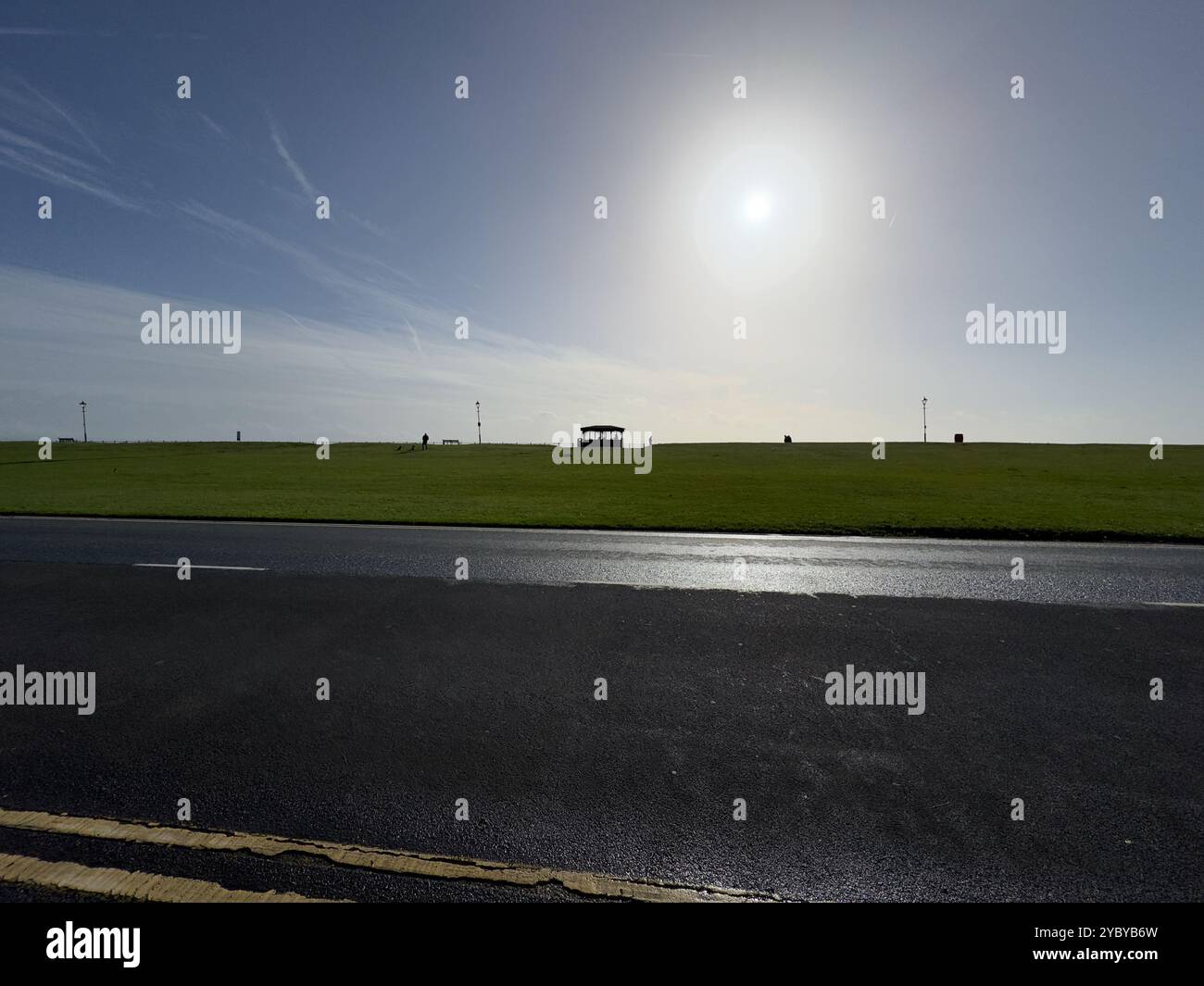 Abri éolien en bord de mer, Lytham St Annes, Fylde dans le Lancashire, Angleterre, Royaume-Uni Banque D'Images