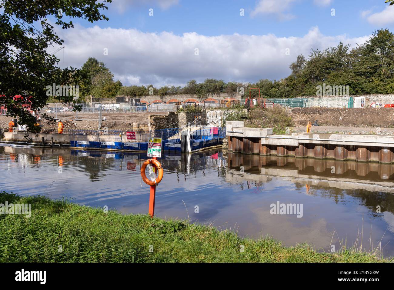 Travaux de construction de Feeder Road dans le quartier du Temple, ville de Bristol, Angleterre, Royaume-Uni Banque D'Images