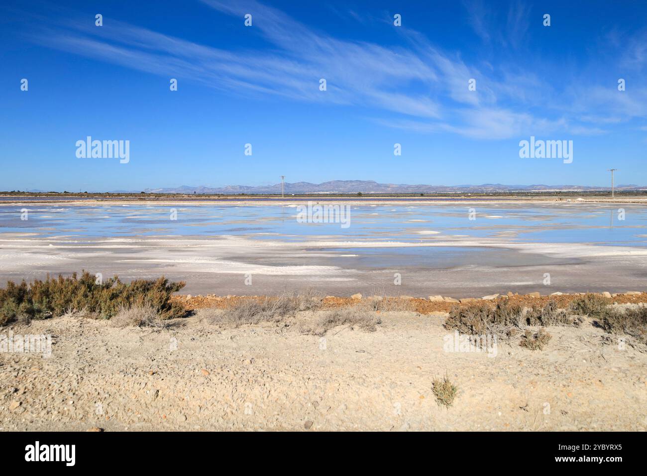 Beau paysage de salines dans le parc naturel de la ville de Santa Pola, Alicante, Espagne Banque D'Images