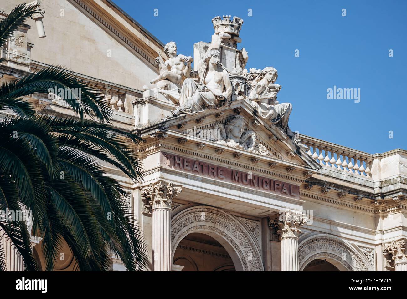 Toulon, France - 10 juillet 2024 : le vieux centre-ville de Toulon, dans le sud de la France Banque D'Images