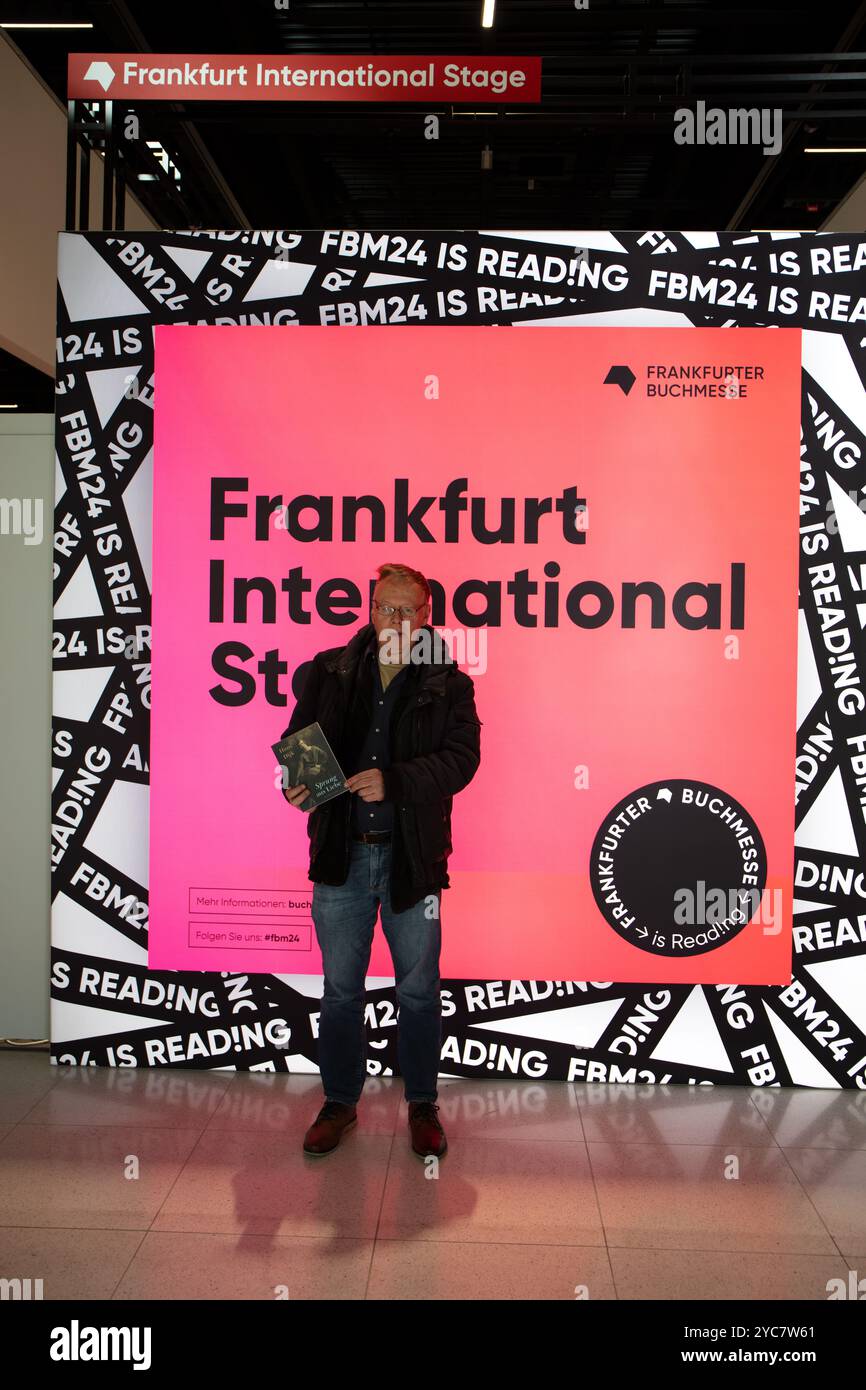 auteur hans dijk à la foire du livre à francfort-sur-le-main, allemagne, pris comme journaliste Banque D'Images