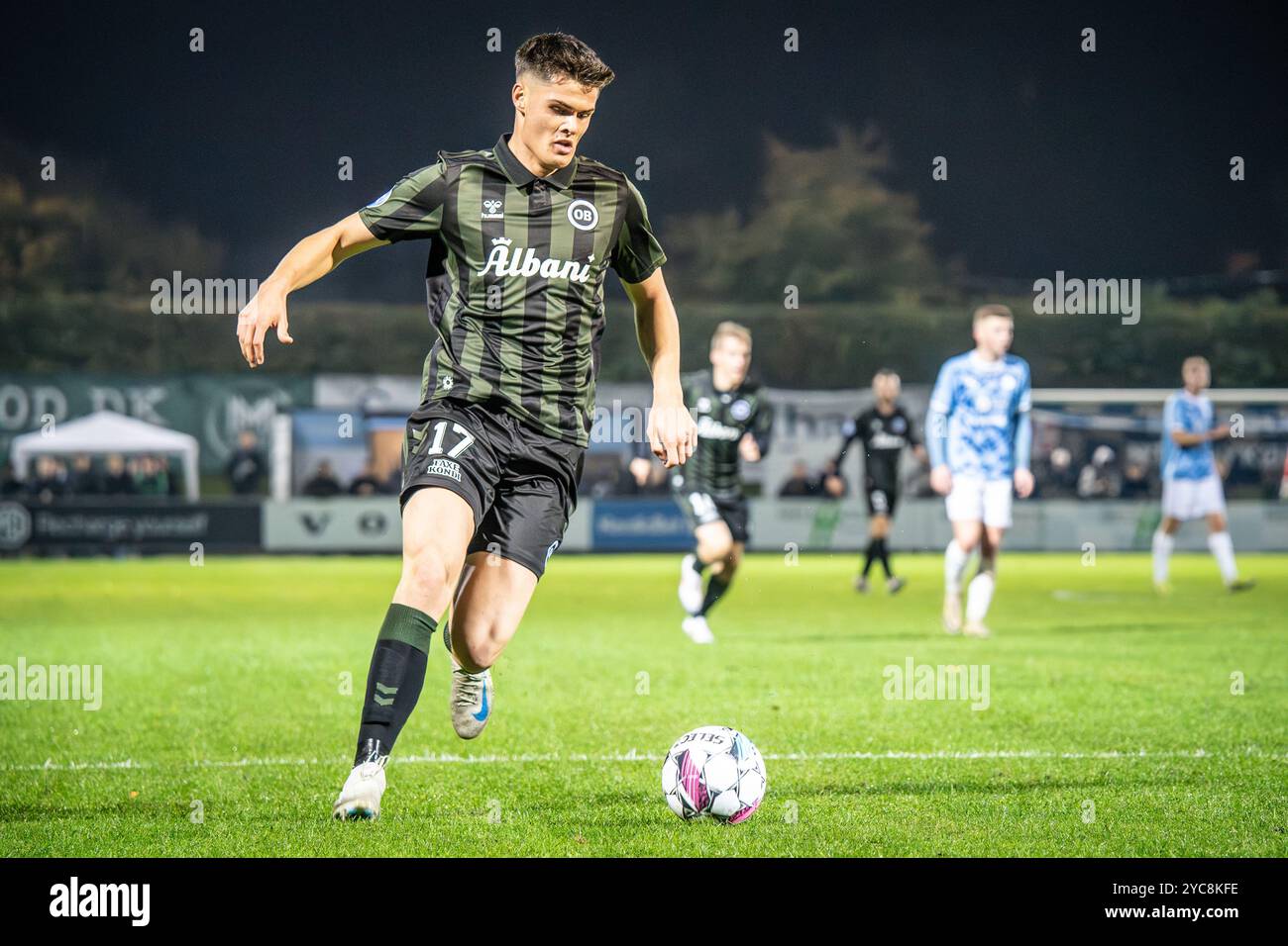 Roskilde, Danemark. 18 octobre 2024. Luca Kjerrumgaard (17 ans) d'Odense BK vu lors du match NordicBet Liga entre FC Roskilde et Odense BK à Roskilde Idraetspark à Roskilde. Banque D'Images