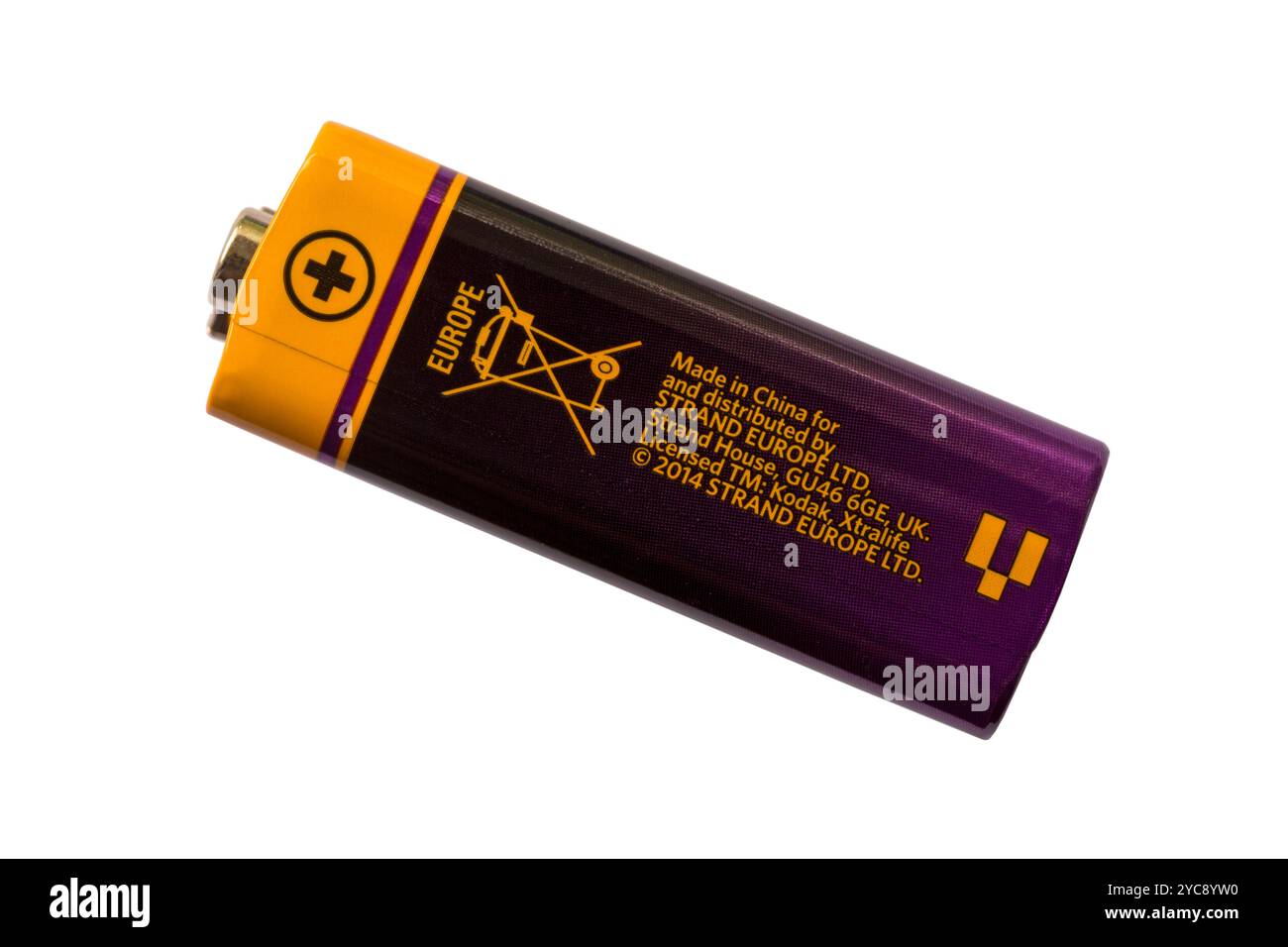 Informations sur le recyclage sur le côté de la pile alcaline Kodak xtralife 9v fabriquée en Chine isolé sur fond blanc Banque D'Images