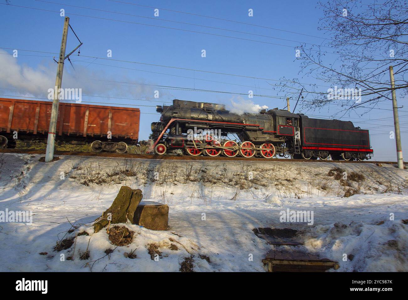 02/21/2016 Moscou Russie ancienne locomotive à vapeur en Russie près de Moscou Banque D'Images