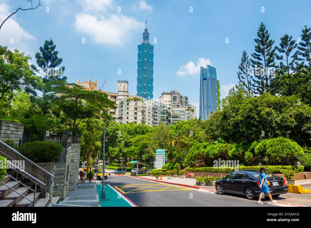 Vue panoramique de Taipei, Taïwan skyline depuis Xiangshan Elephant Mountain Banque D'Images