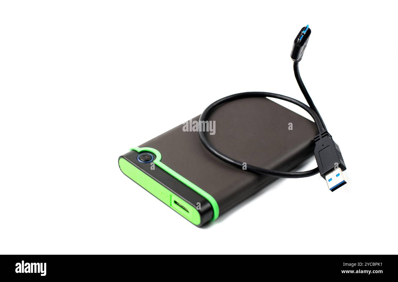 disque dur externe pour la sauvegarde sur un fond blanc en gros plan. Banque D'Images