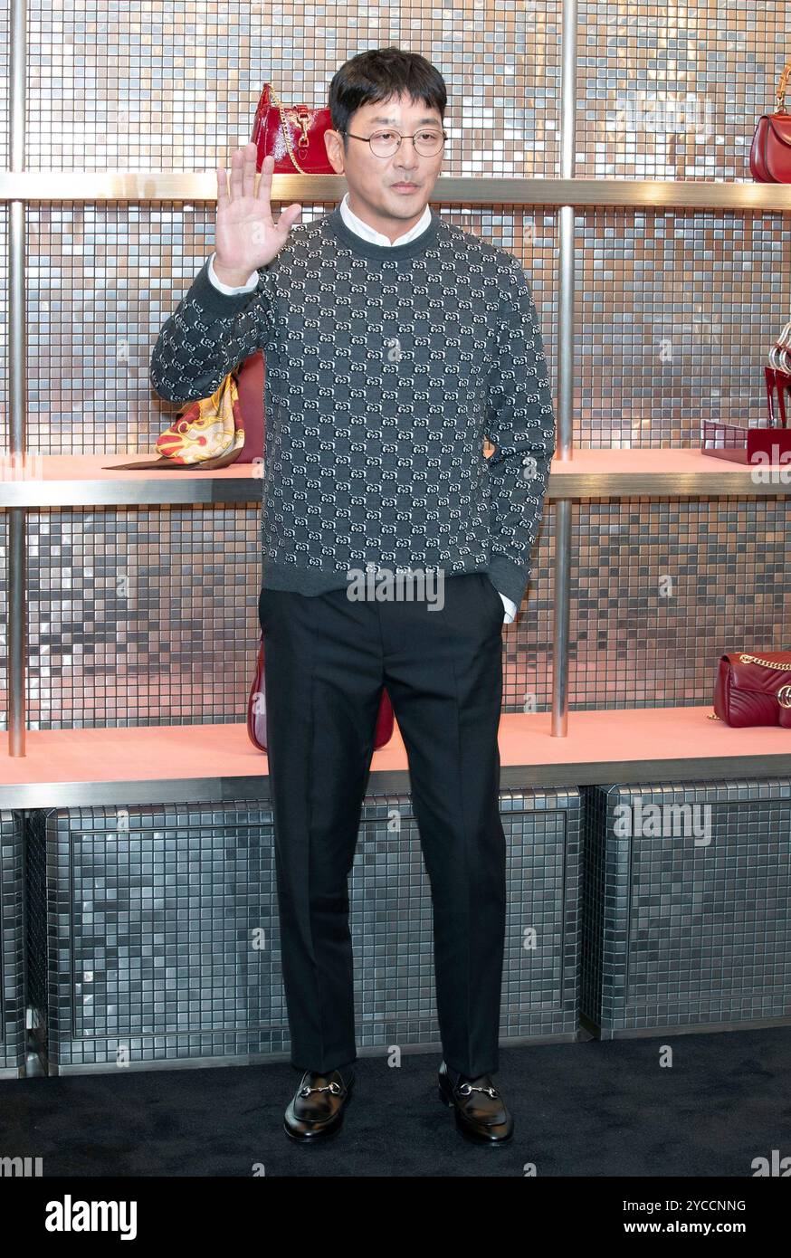 Séoul, Corée du Sud. 22 octobre 2024. L'acteur sud-coréen Ha Jung-woo, assiste à une photocall pour le mois de la culture GUCCI à la maison GUCCI à Séoul, Corée du Sud, le 22 octobre 2024. (Photo : Lee Young-ho/Sipa USA) crédit : Sipa USA/Alamy Live News Banque D'Images