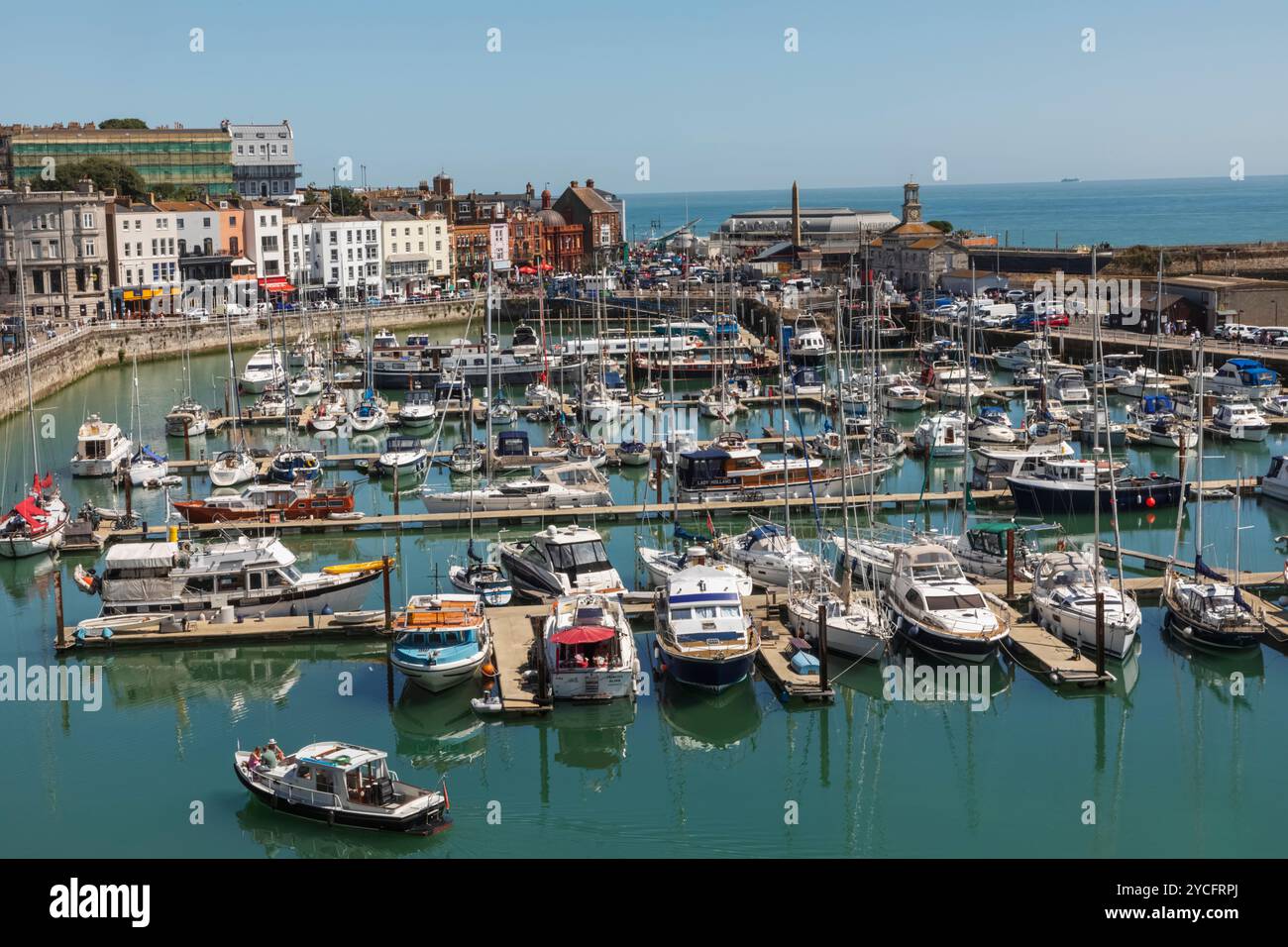 Angleterre, Kent, Thanet, Ramsgate Royal Harbour Marina Banque D'Images