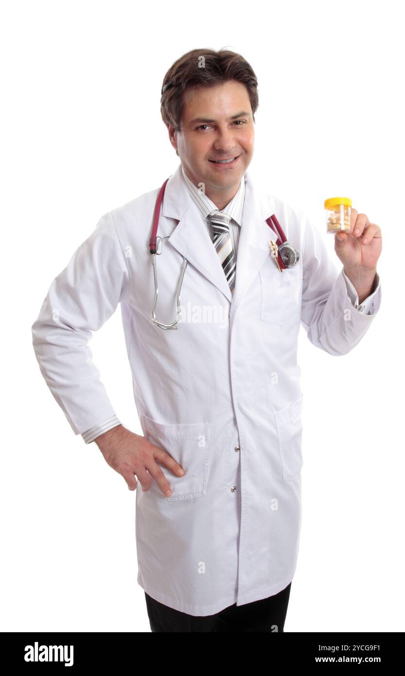 Médecin ou pharmacien avec des médicaments sur ordonnance. Banque D'Images