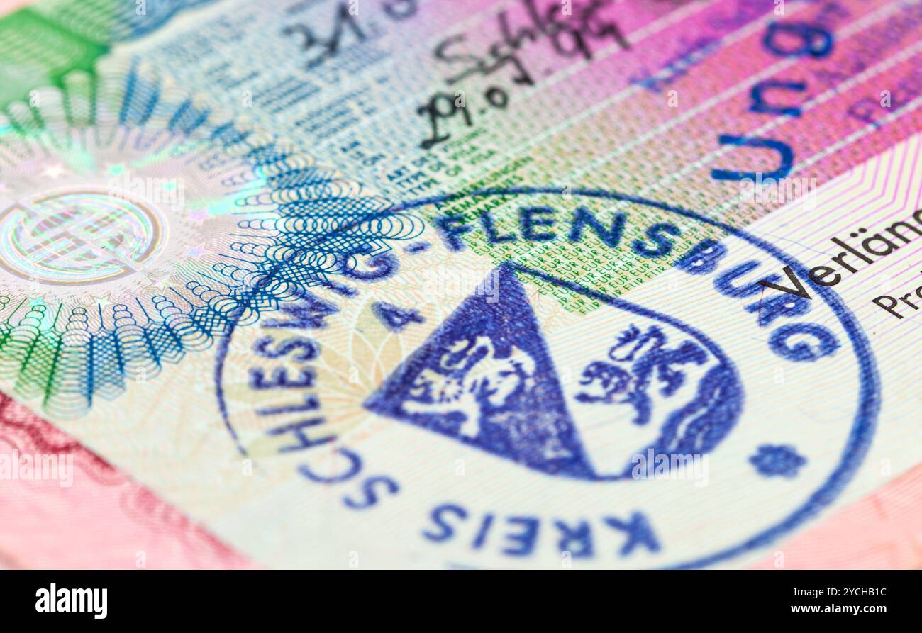 Visa Schengen dans le passeport. Fragment Banque D'Images