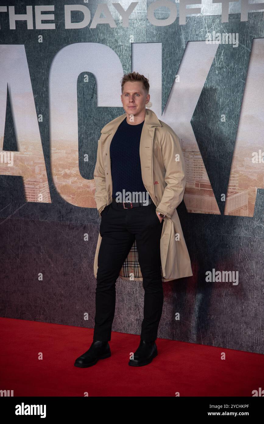 Londres, Royaume-Uni. 23 octobre 2024. Le client assiste à la première britannique de « le jour du Jackal » au Queen Elizabeth Hall. Crédit : SOPA images Limited/Alamy Live News Banque D'Images