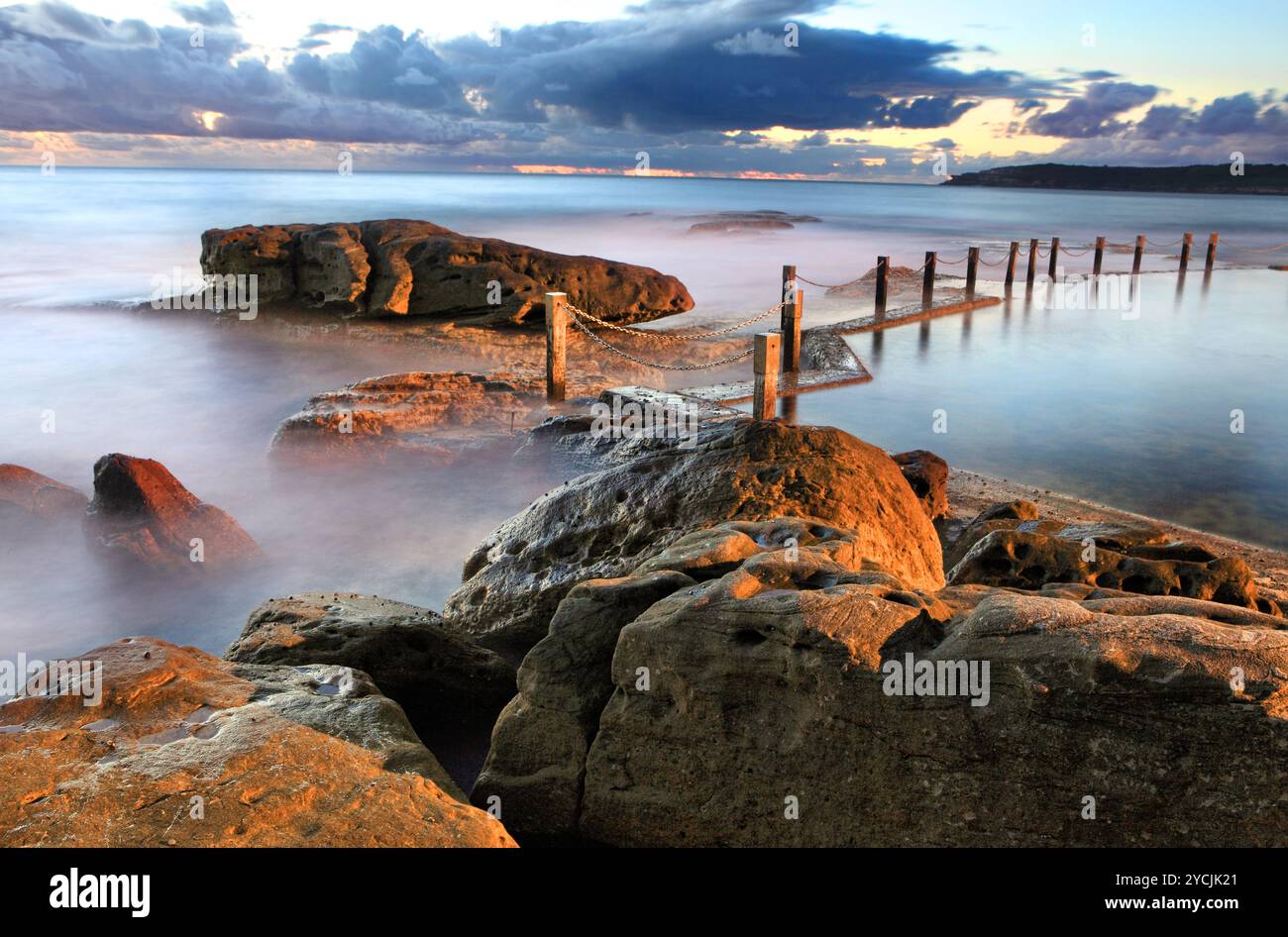 Aube côte et Mahon Piscine Rock Banque D'Images