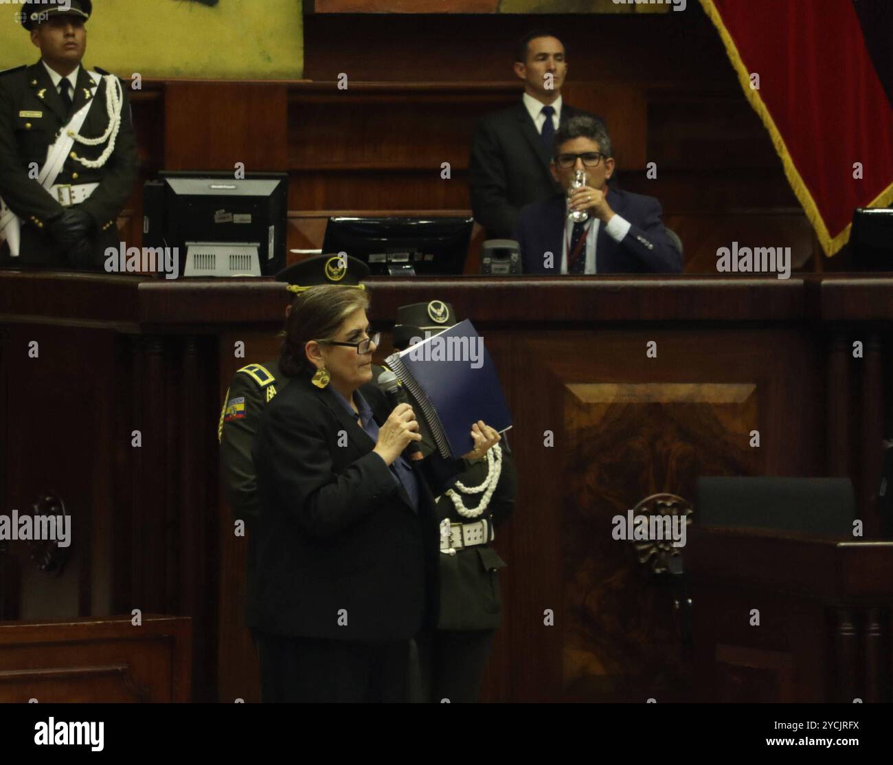 PROCÈS POLITIQUE MINISTRA PALENCIA Quito, mercredi 23 octobre 2024 la Ministre Monica Palencia, en plénière de l'Assemblée nationale, dans son procès politique, soulevée par les députés Paola Cabezas et Leonardo Berrezueta, de Revolucion Ciudadana au Palais législatif photos API Rolando Enriquez Quito Pichincha Équateur POL PROCÈS POLITIQUE MINISTRE PALENCIA 5b66f496f51a4459618288cbdc209ff Copyright : xENZRIX Banque D'Images