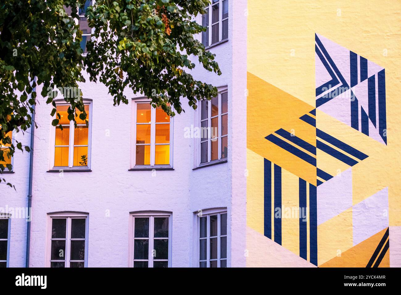 Peinture murale décorative abstraite sur un mur dans le centre de Copenhague, Danemark Banque D'Images