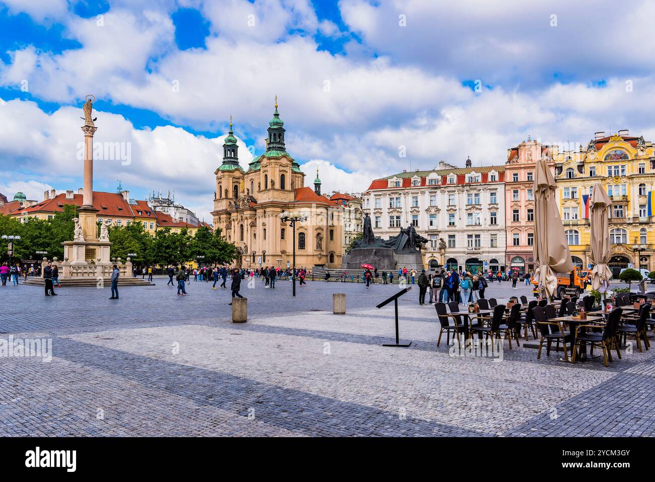 La colonne mariale, ainsi Nicholas Church et Jan Hus Memorial. Place de la vieille ville. Prague, République tchèque, Europe Banque D'Images