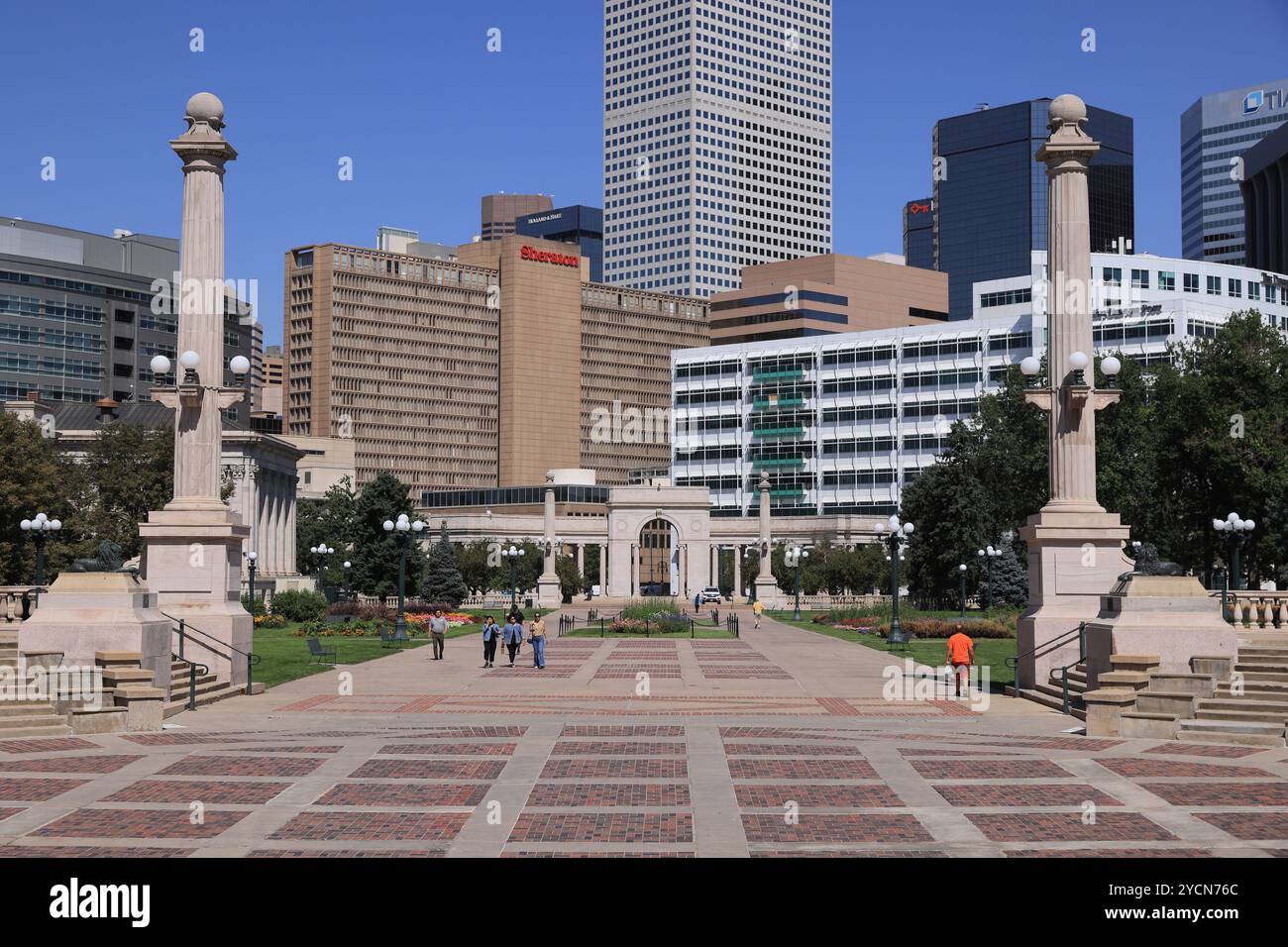 Le quartier historique du centre civique de Denver avec une toile de fond architecturale spectaculaire, l'espace de rassemblement public de la région, Colorado, États-Unis. Banque D'Images