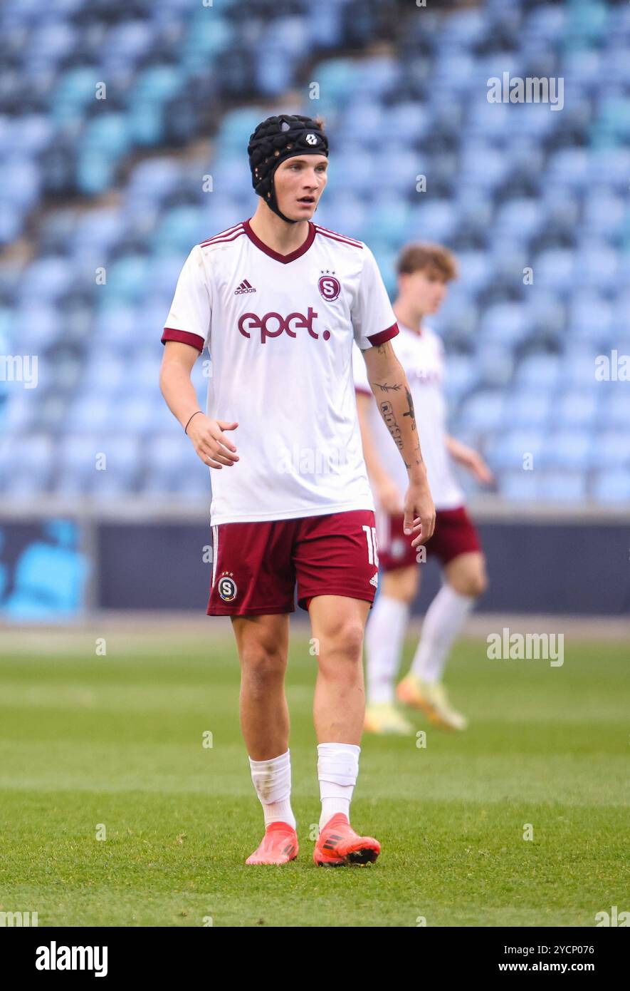 Manchester, Royaume-Uni. 23 octobre 2024. Roman Horak du Sparta Prague lors du match Manchester City U19 - Sparta Prague U19 UEFA Youth League, Round 1 au stade joie, Etihad Campus, Manchester, Royaume-Uni le 22 octobre 2024 Credit : Every second Media/Alamy Live News Banque D'Images