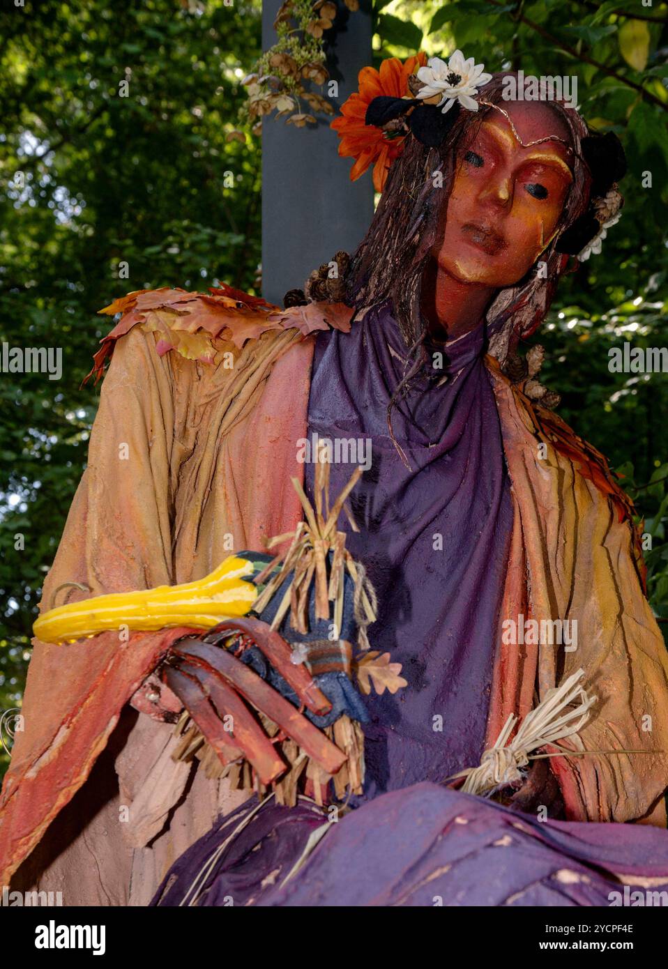 Atlanta, Géorgie, États-Unis 23 octobre 2024. Scarecrows in the Garden à l'Atlanta Botanical Garden présente des centaines d'épouvantails créés par des artistes locaux, des artisans, des groupes de jeunes et des entreprises. (Crédit image : © Brian Cahn/ZUMA Press Wire) USAGE ÉDITORIAL SEULEMENT! Non destiné à UN USAGE commercial ! Banque D'Images