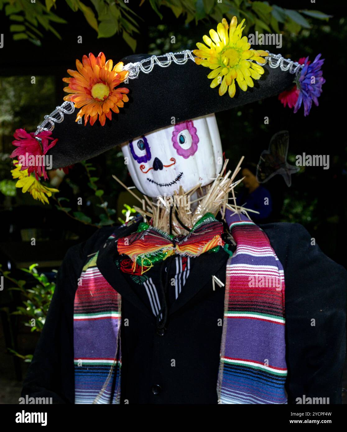 Atlanta, Géorgie, États-Unis 23 octobre 2024. Scarecrows in the Garden à l'Atlanta Botanical Garden présente des centaines d'épouvantails créés par des artistes locaux, des artisans, des groupes de jeunes et des entreprises. (Crédit image : © Brian Cahn/ZUMA Press Wire) USAGE ÉDITORIAL SEULEMENT! Non destiné à UN USAGE commercial ! Banque D'Images