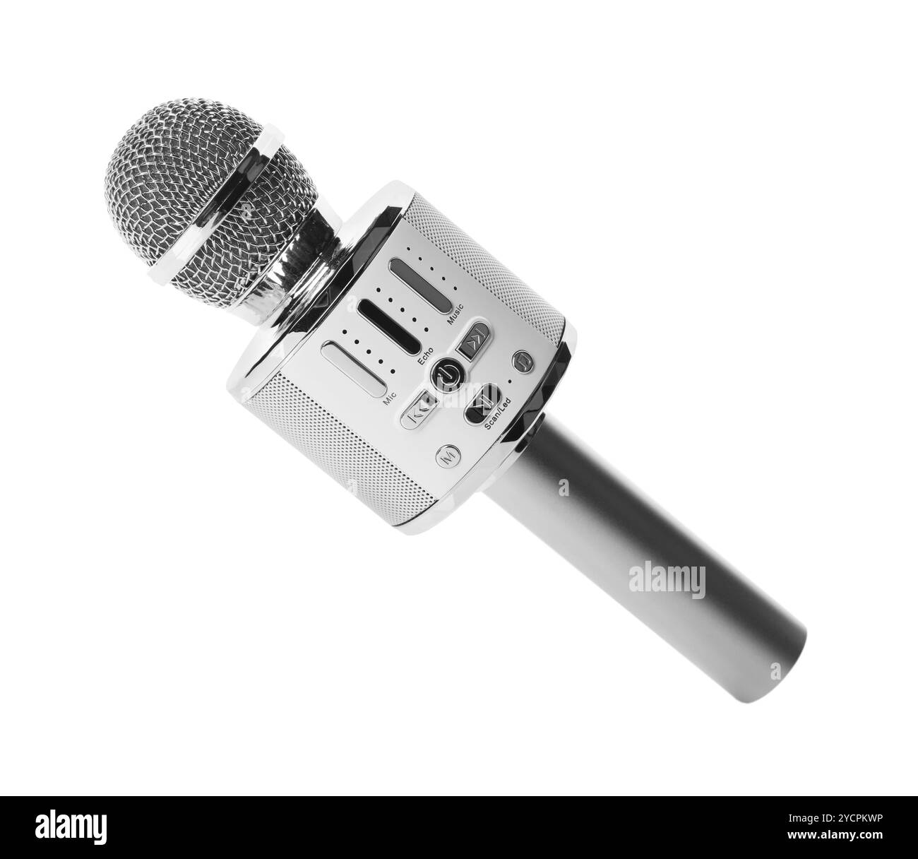 Un microphone karaoké argenté isolé sur blanc Banque D'Images Un microphone karaoké argenté isolé sur blanc Banque D'Images