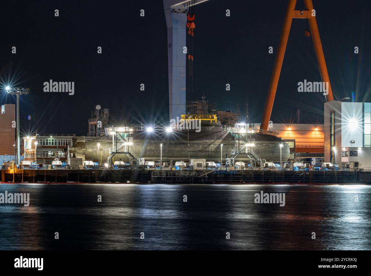 Kiel, Allemagne, 17.09.2024 Port de Kiel, les chantiers navals ThyssenKrupp et allemands avec sous-marin allemand amarré. Banque D'Images