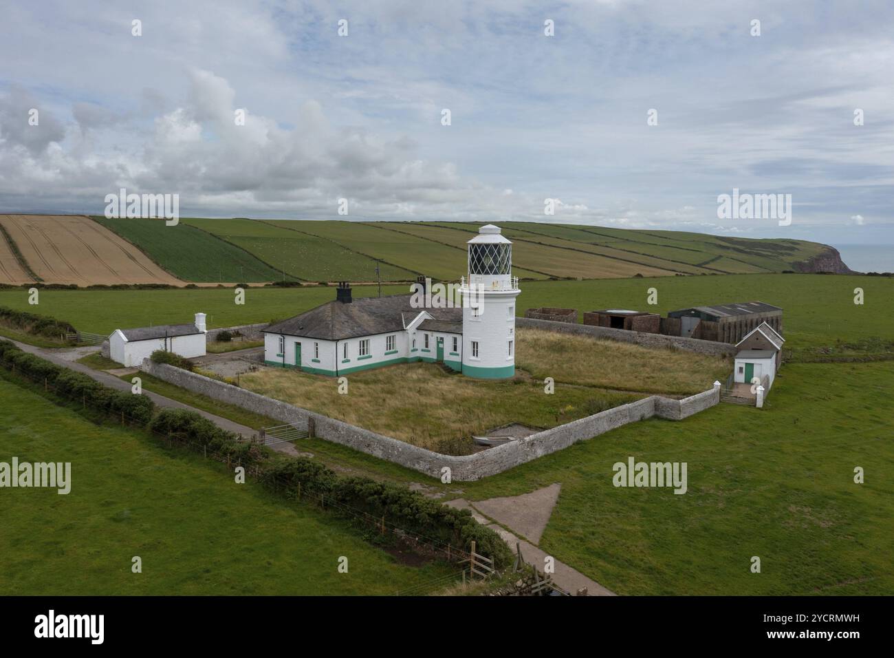 Vue verticale du Ligthouse de St Bees, dans le nord de l'Angleterre Banque D'Images