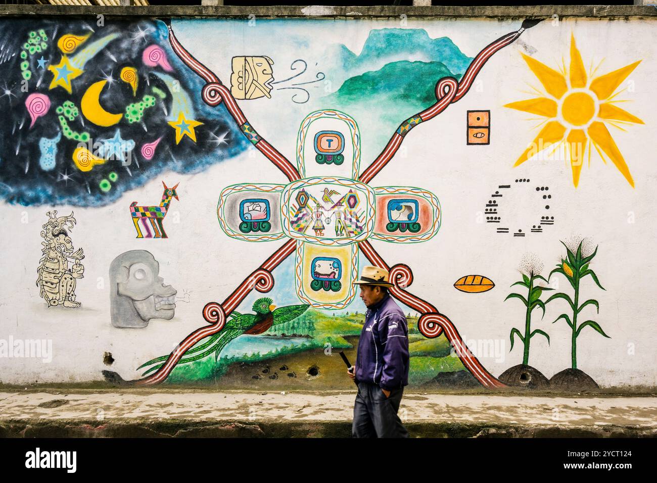 Murale avec symboles mayas, Santa Maria Nebaj, département d'El Quiché, Guatemala, Amérique centrale Banque D'Images