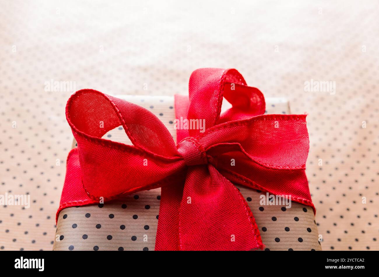 Boîte cadeau fait main Banque D'Images Boîte cadeau fait main Banque D'Images