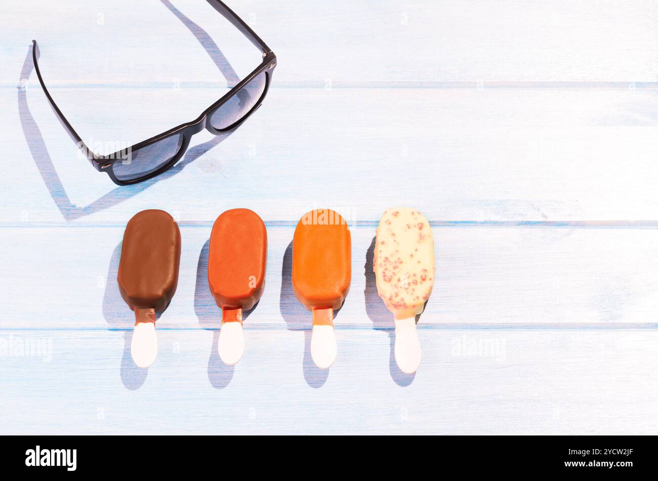 Des glaces sur table Banque D'Images Des glaces sur table Banque D'Images