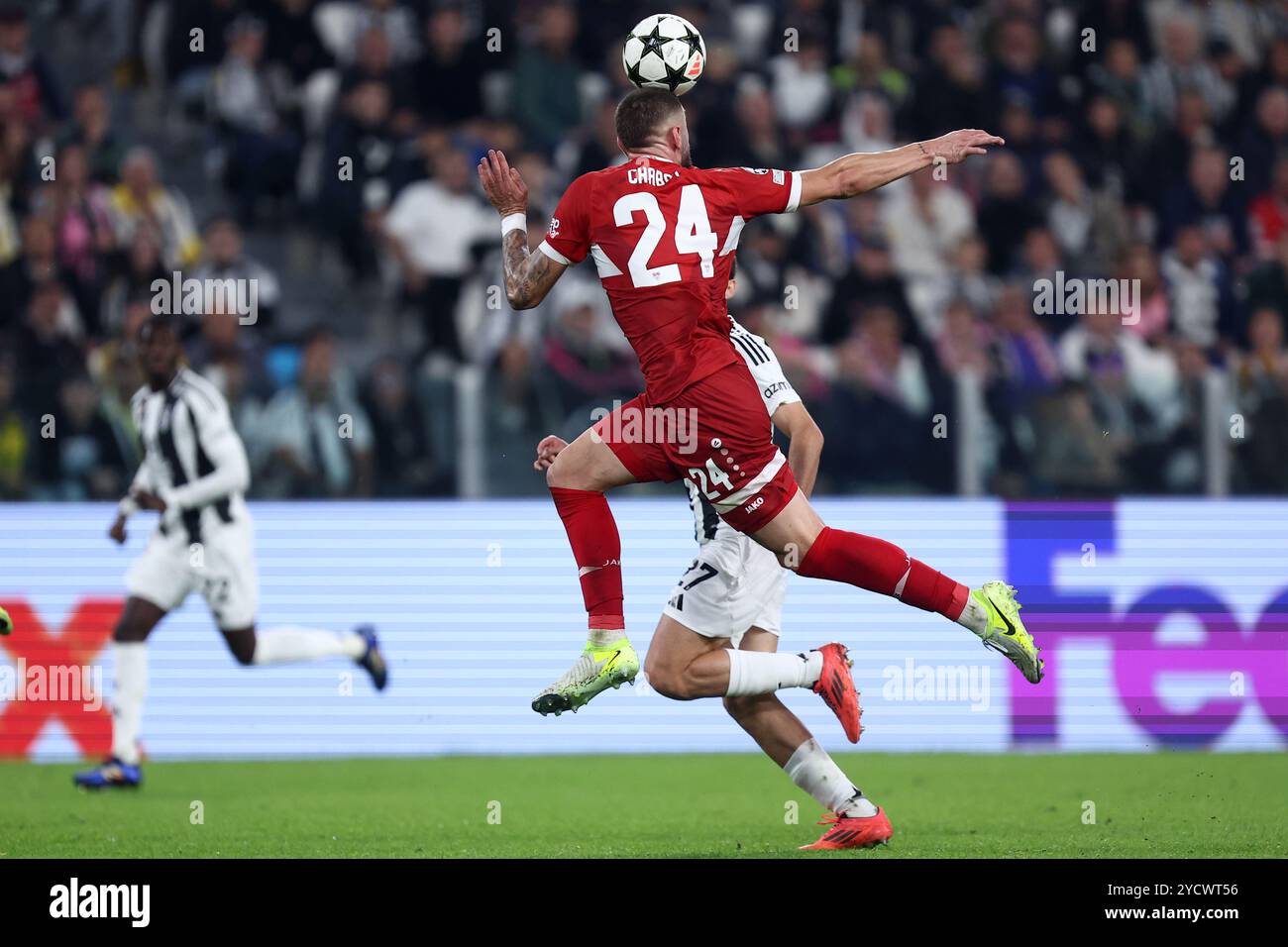 Jeff Chabot du VfB Stuttgart en action lors du match de football de l'UEFA Champions League entre le Juventus FC et le VfB Stuttgart au stade Allianz le 22 octobre 2024 à Turin, Italie . Banque D'Images