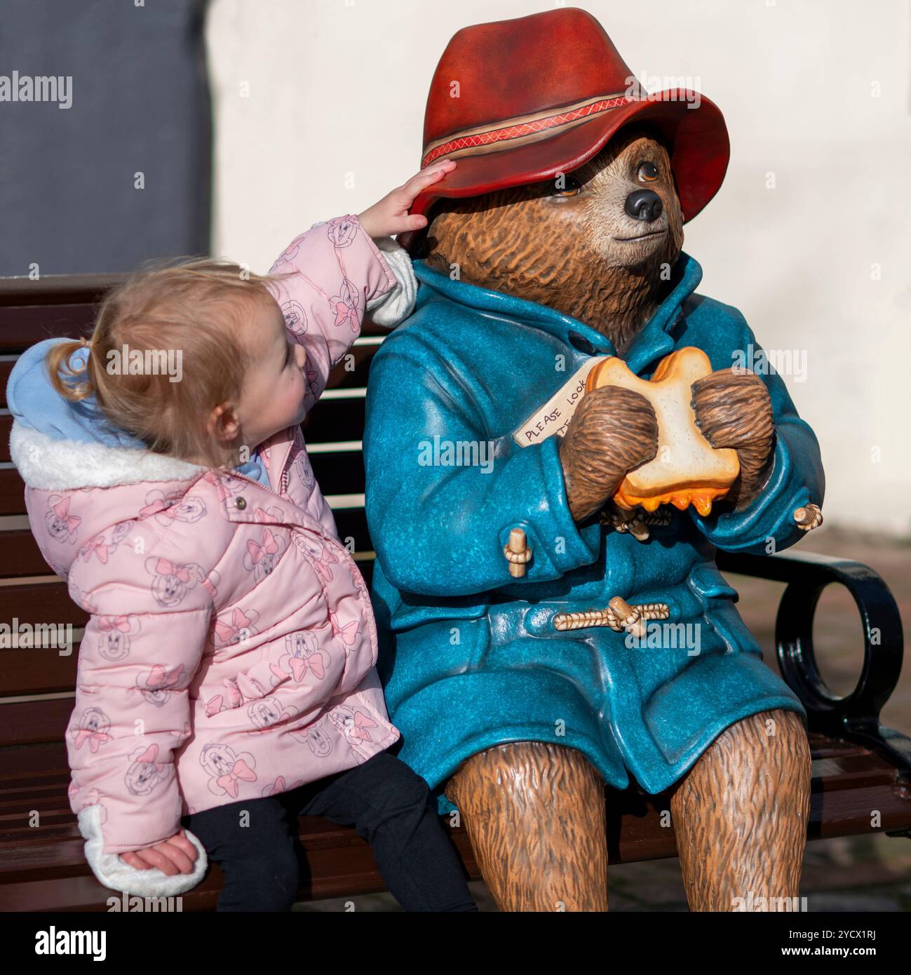 « Love the Hat », Paddington à Penrith, Westmorland & Furness, Cumbria, Royaume-Uni Banque D'Images