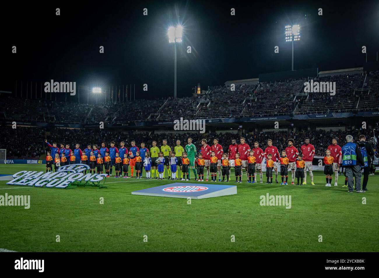 Barcelone, Espagne. 23 octobre 2024. Les joueurs sont vus lors d'un match de l'UEFA Champions League entre le FC Barcelone et le Bayern Munich à l'Estadi Olimpic Lluís Companys. Score final : FC Barcelona 4 - Bayern Munich 1. Crédit : SOPA images Limited/Alamy Live News Banque D'Images