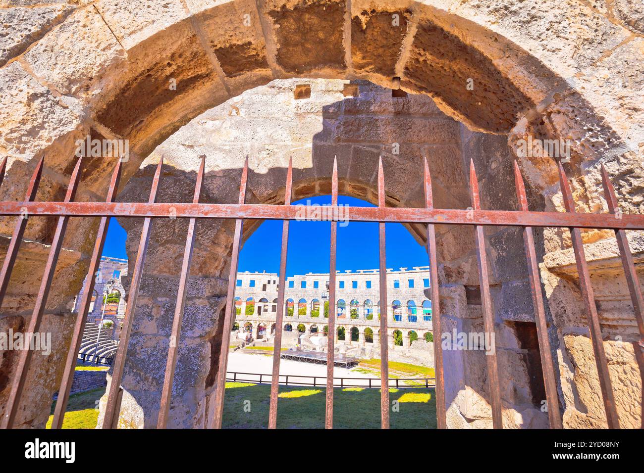 Arena Pula vue sur l'amphithéâtre romain historique Banque D'Images