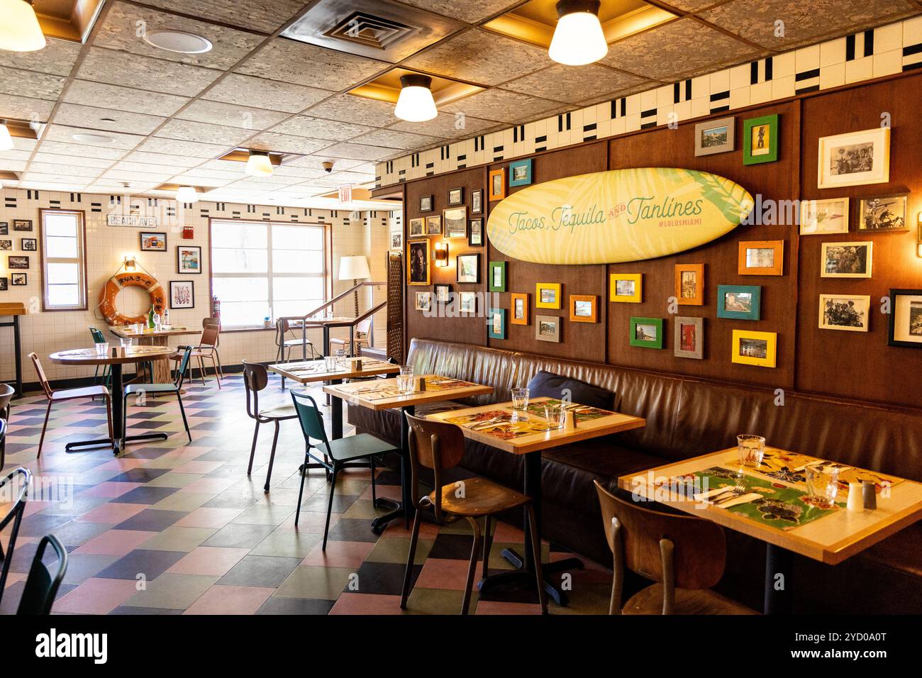 Intérieur de Lolo's Surf Cantina Taco mexicain testaurant ; Miami Beach ; Floride ; États-Unis Banque D'Images