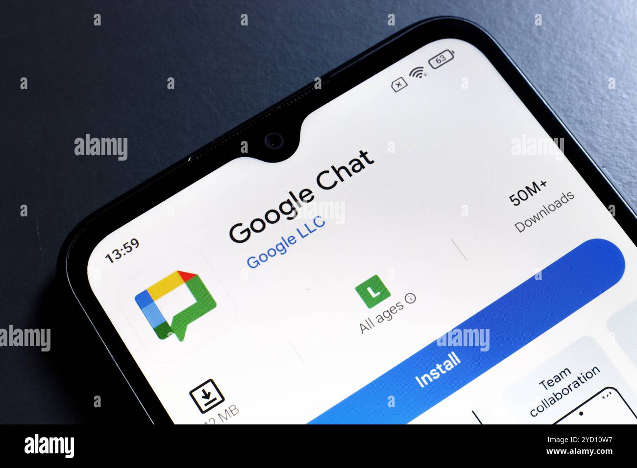 24 octobre 2024, Portugal. Dans cette illustration photo, le logo de l'application Google Chat est affiché sur l'écran d'un smartphone Banque D'Images