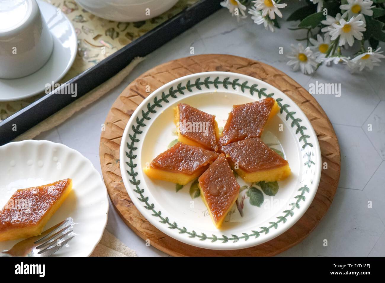 Kuih Talam Suji, un gâteau malaisien traditionnel pour le petit déjeuner ou le thé de l'après-midi. Banque D'Images