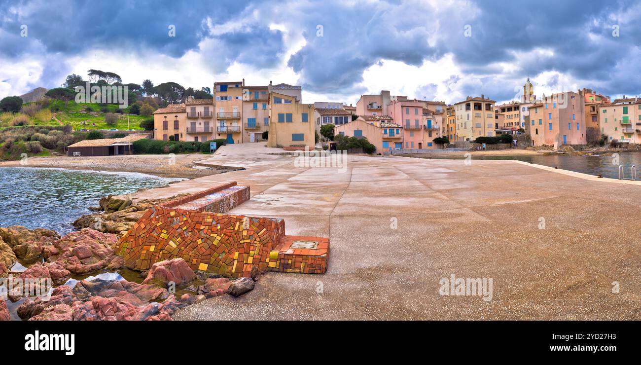 Saint Tropez. Vue panoramique sur le front de mer de Saint Tropez Banque D'Images