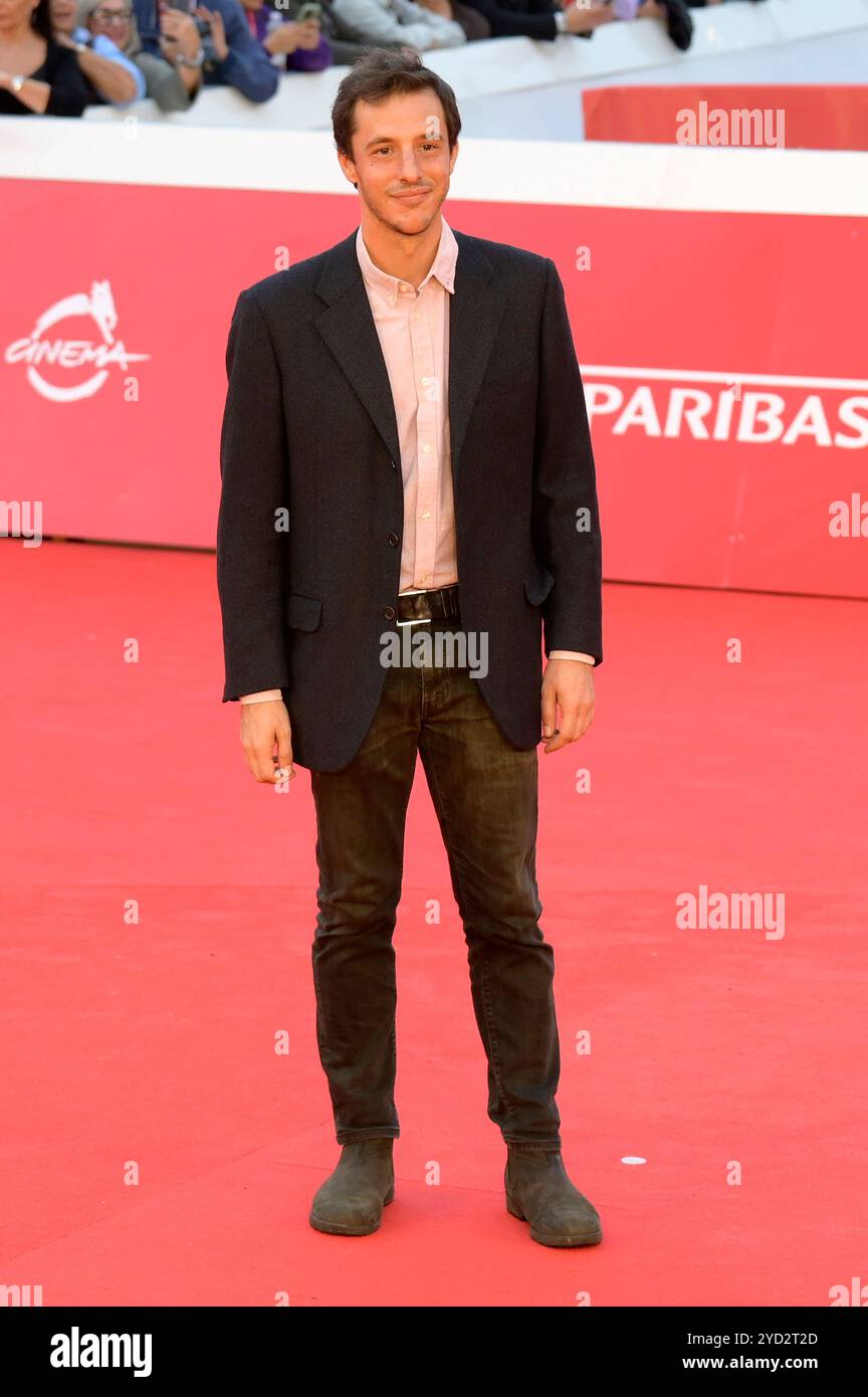 Filippo Tirabassi BEI der Premiere des Kinofilms la casa degli sguardi auf dem 19. Internationalen Filmfestival von ROM / Festa del Cinema di Roma 2024 im Auditorium Parco della Musica. ROM, 24.10.2024 *** Filippo Tirabassi à l'avant-première du long métrage la casa degli sguardi au 19e Festival international du film de Rome Festa del Cinema di Roma 2024 à l'Auditorium Parco della Musica Rome, 24 10 2024 Foto:XA.XM.xTinghinox/xFuturexImagex seguardi 4029 Banque D'Images