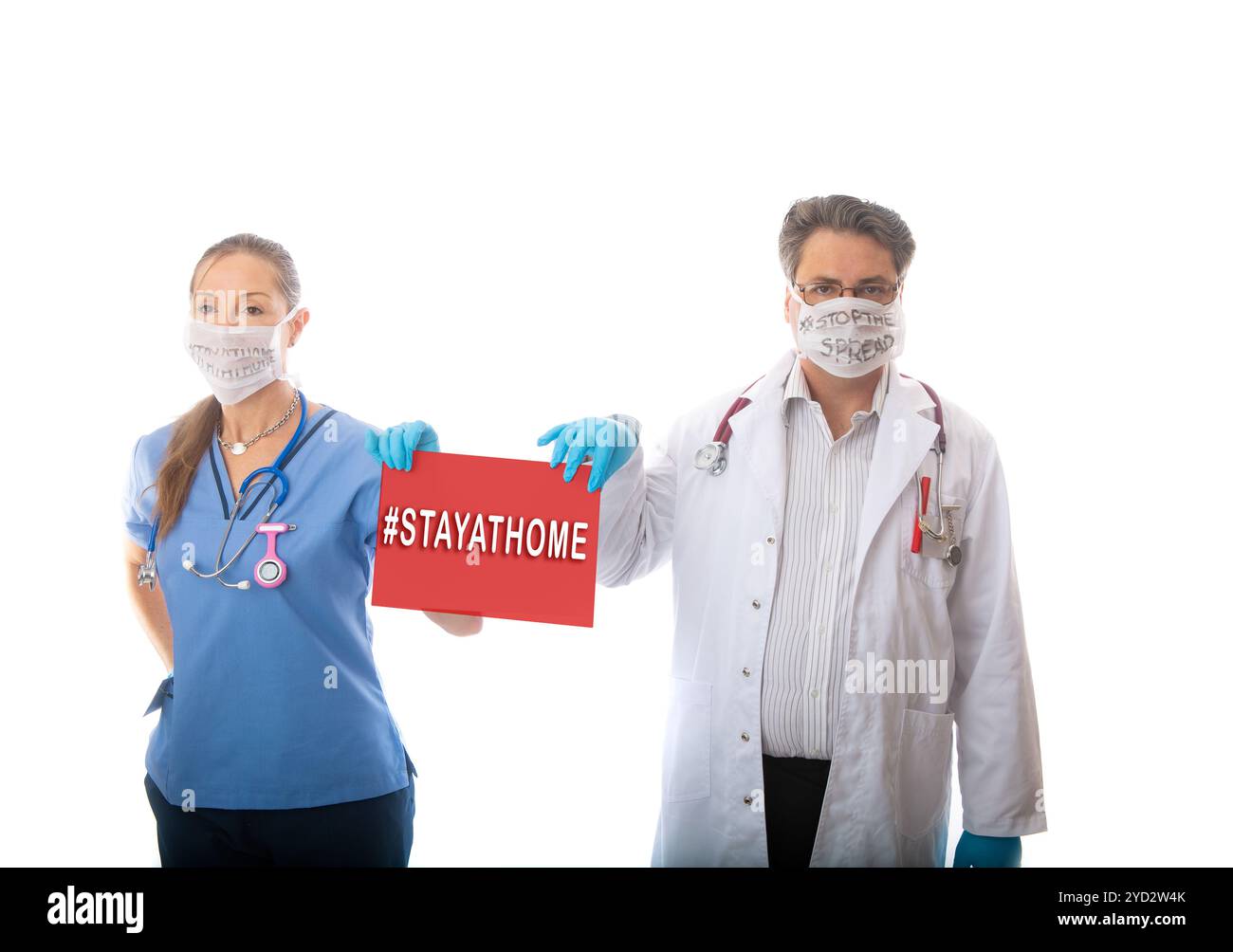 COVID-19 médecins et infirmières en pandémie demandent à rester à la maison Banque D'Images