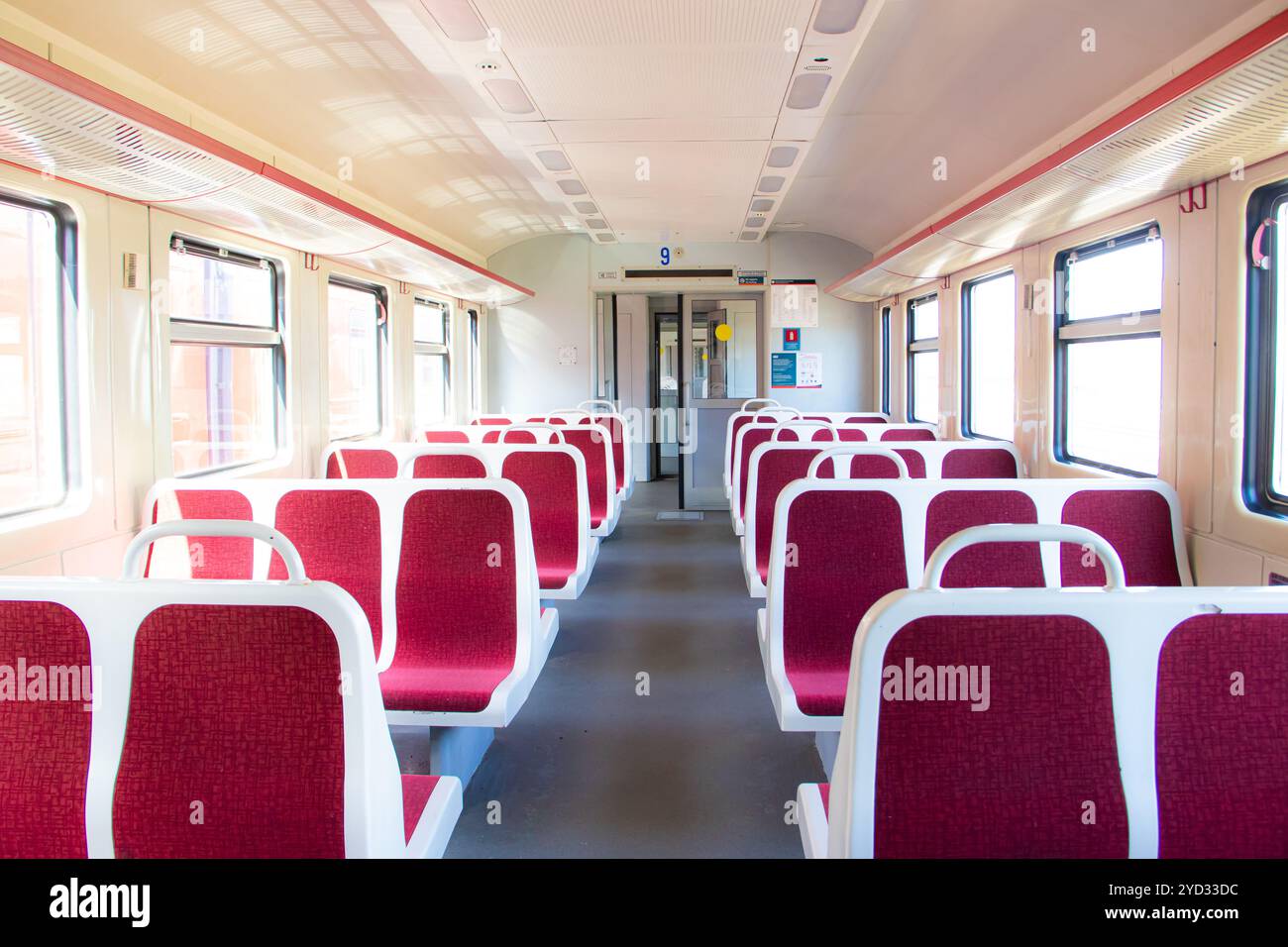 Sièges dans le train . Sièges dans les transports en commun. Transport de passagers. Banque D'Images