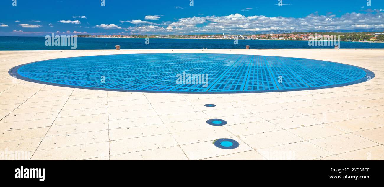 Zadar. Célèbres salutations au soleil Zadar installation touristique à énergie solaire vue panoramique Banque D'Images