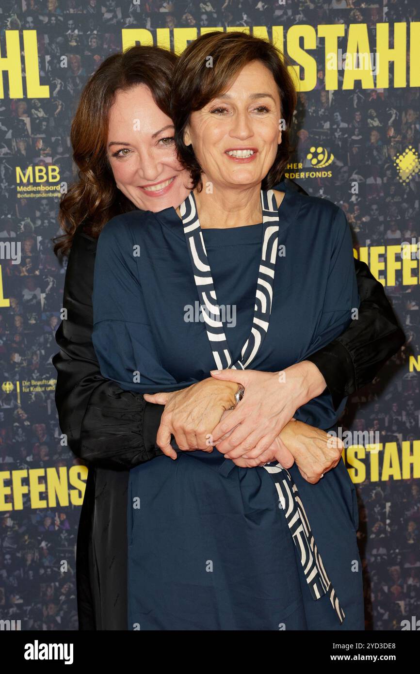 Natalia Woerner und Sandra Maischberger BEI der Kino Premiere vom Dokumentarfilm „Riefenstahl“ AM 21.10.2024 à Berlin Banque D'Images