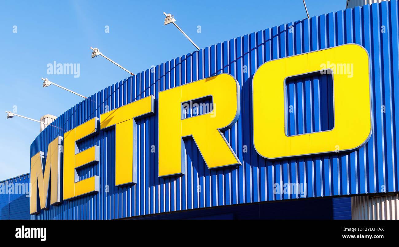 Magasin Metro Cash Carry Banque D'Images