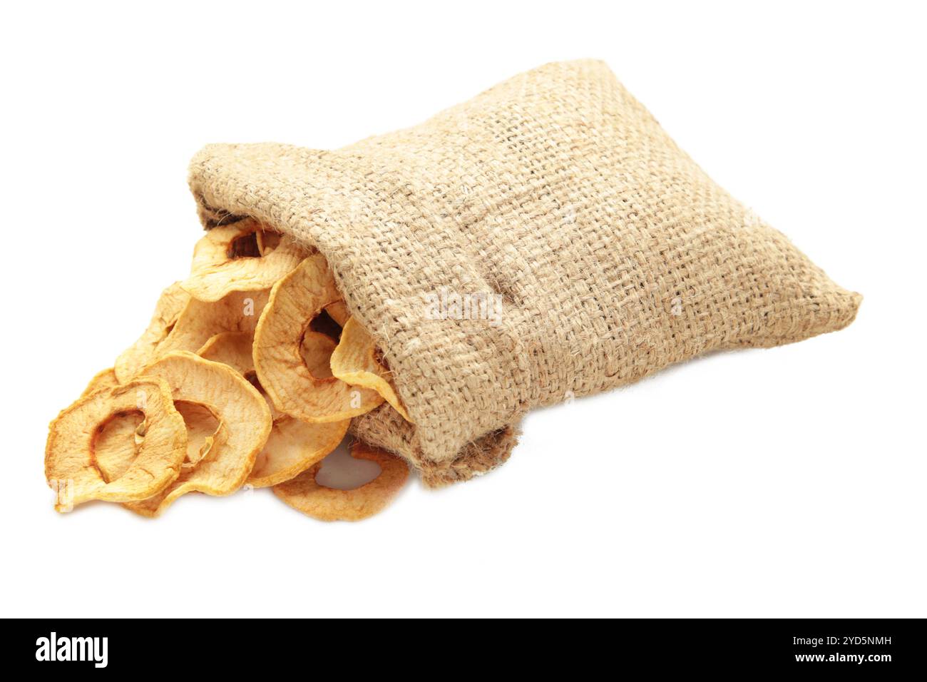 Pommes séchées en chaussette isolées sur fond blanc. Vue de dessus Banque D'Images