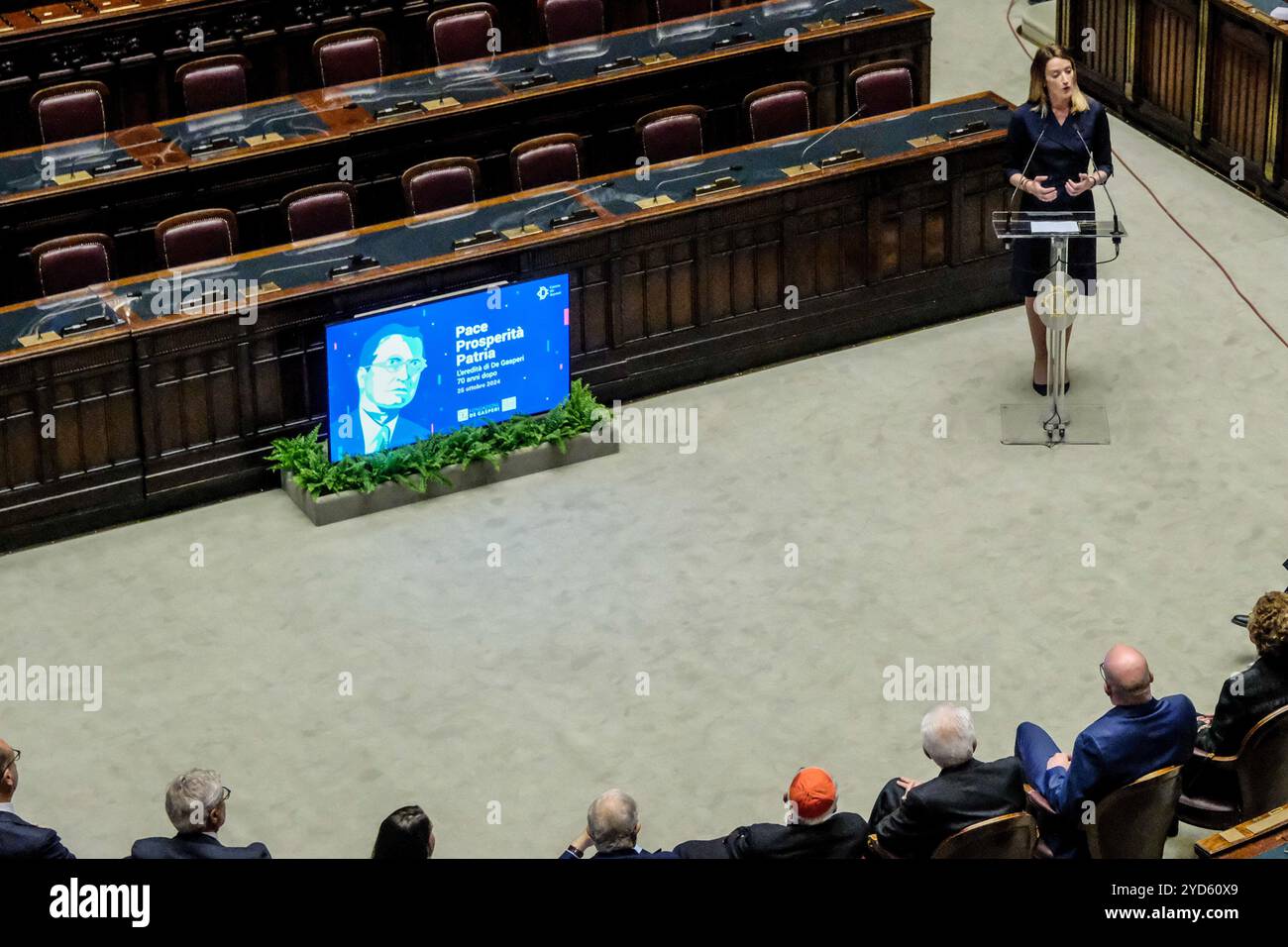 Roma, Italie. 25 octobre 2024. La Presidente del Parlamento Europeo Roberta Metsola in occasione della cerimonia memorativa “l'eredità di de Gasperi 70 anni dopo”tenutasi alla Camera dei Deputati a Roma Venerdì 25 Ottobre 2024 (foto Mauro Scrobogna/LaPresse) la Présidente du Parlement européen Roberta Metsola à l'occasion de la cérémonie commémorative “héritage de Gasperi 70 ans plus tard” qui s'est tenue à la Chambre des députés à Rome le vendredi 25 octobre 2024. (Photo de Mauro Scrobogna/LaPresse) crédit : LaPresse/Alamy Live News Banque D'Images