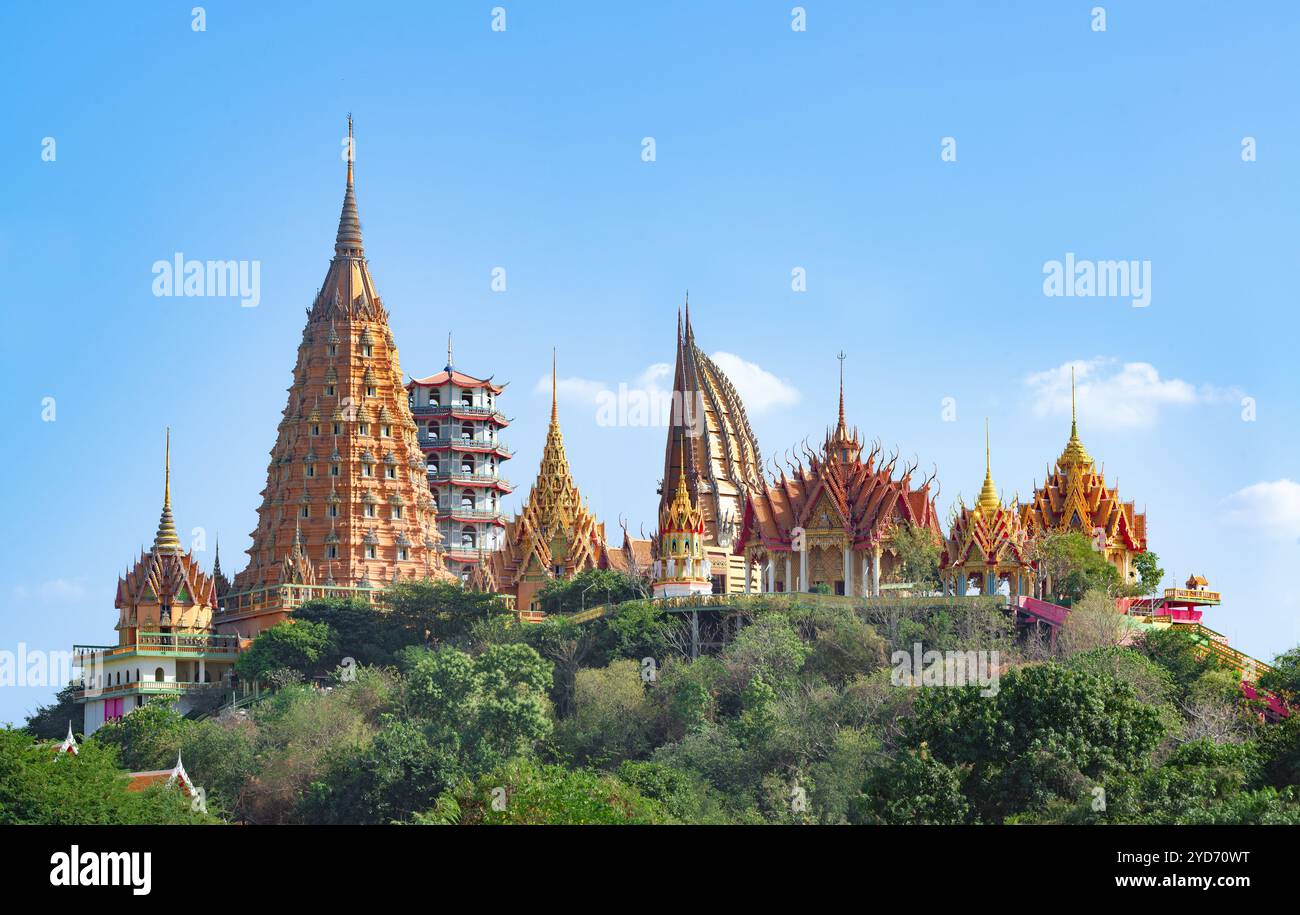 Temples traditionnels Wat Tham Suea à Kanchanaburi Province Thaïlande Banque D'Images